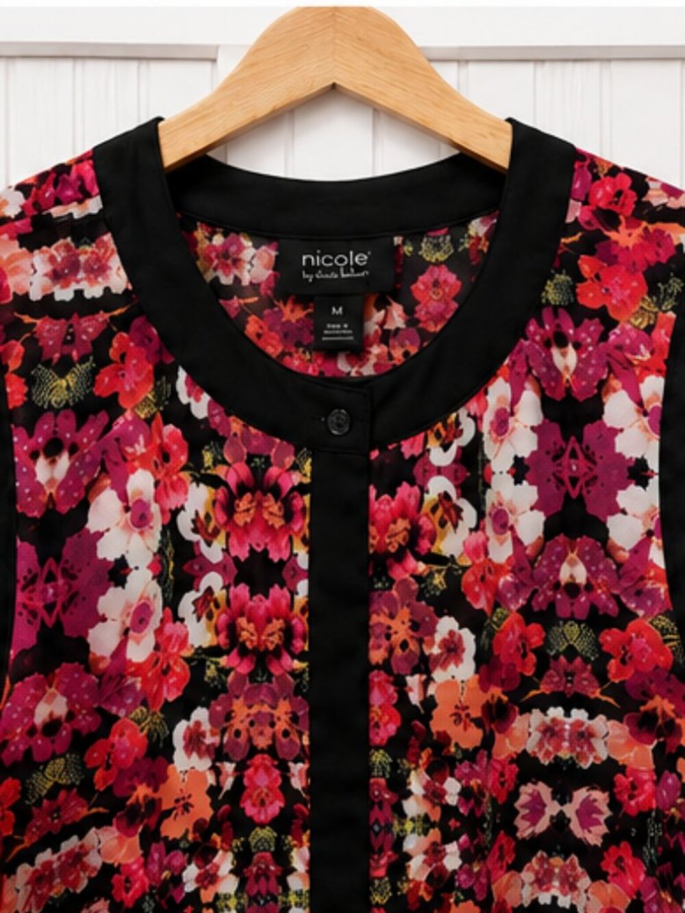 Nicole by Nicole Miller Floral Sleeveless Blouse Size Medium Pink Black High Low - Picture 3 of 6